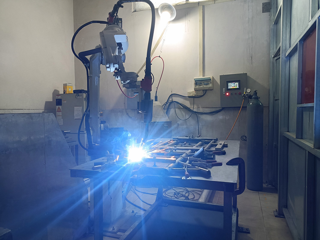 Robotic welding